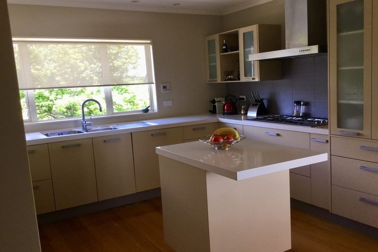 Photo of property in 2/35 Kowhai Road, Mairangi Bay, Auckland, 0630