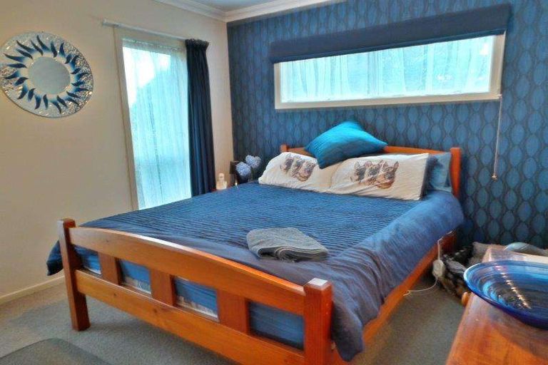 Photo of property in 6 Windsor Place, Levin, 5510