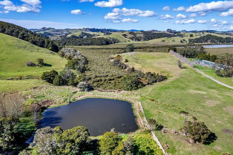 Photo of property in 111 Petley Road, Paparoa, 0571