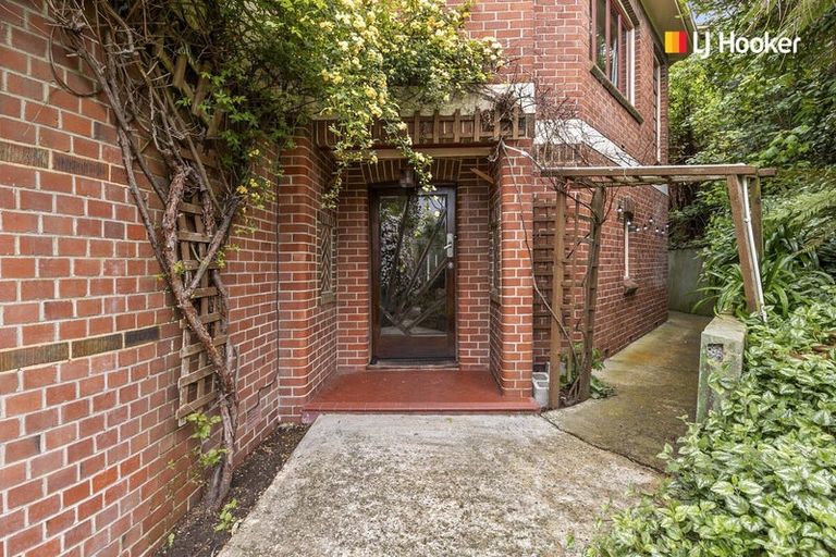 Photo of property in 60 Queen Street, North Dunedin, Dunedin, 9016