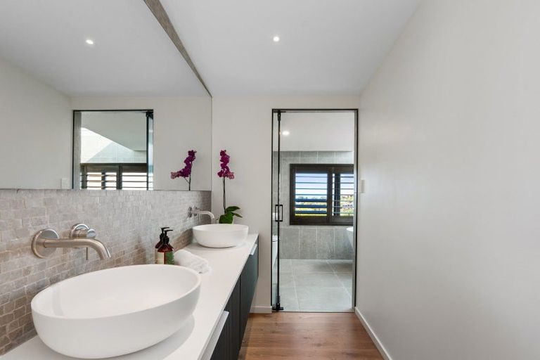 Photo of property in 37 Revelation Drive, Clifton, Christchurch, 8081