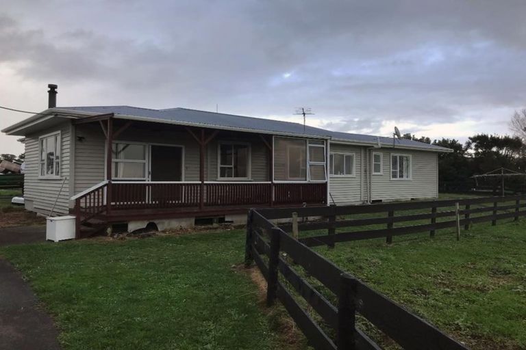 Photo of property in 89 Porikapa Road, Warea, New Plymouth, 4381
