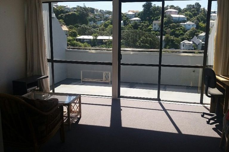 Photo of property in 44a Fairview Crescent, Kelburn, Wellington, 6012