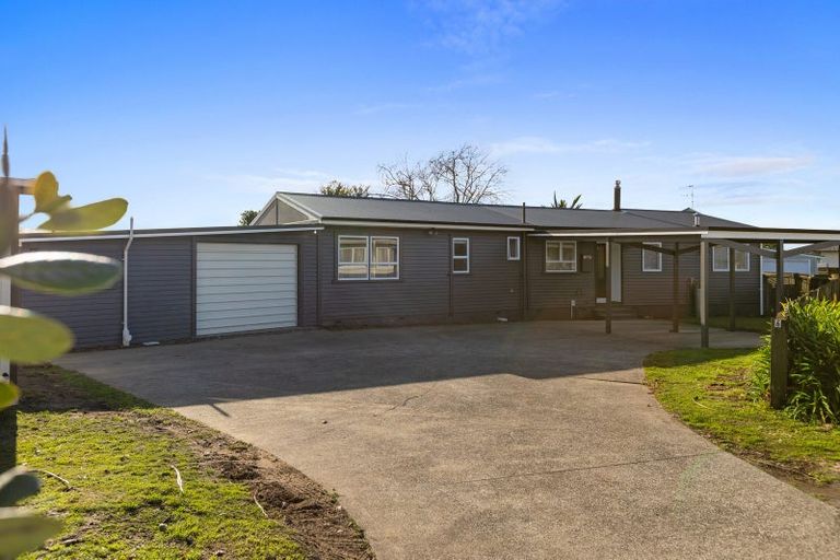Photo of property in 6 Fairview Place, Te Puke, 3119