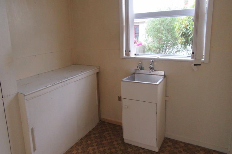 Photo of property in 14 Mary Street, Waimate, 7924