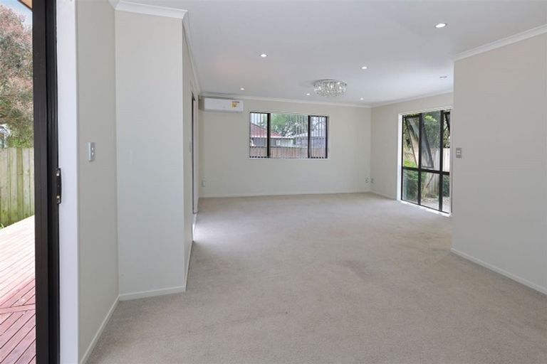 Photo of property in 50b Pinedale Place, Henderson, Auckland, 0610