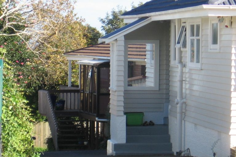 Photo of property in 1/30 Bleakhouse Road, Howick, Auckland, 2014