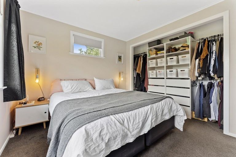 Photo of property in 6 Oriana Place, Highbury, Palmerston North, 4412