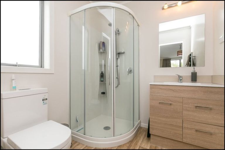 Photo of property in 42b Mandalay Terrace, Khandallah, Wellington, 6035