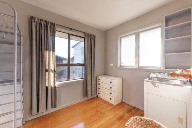 Photo of property in 52 Worthy Street, Ilam, Christchurch, 8041