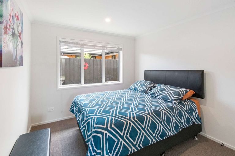 Photo of property in 2 Leet Crescent, Papamoa Beach, Papamoa, 3118