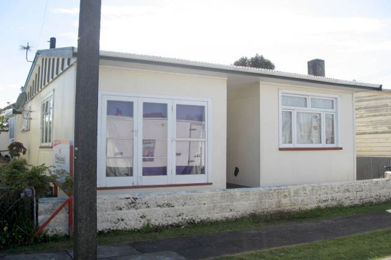 Photo of property in 14 Barrack Street, Whanganui, 4500