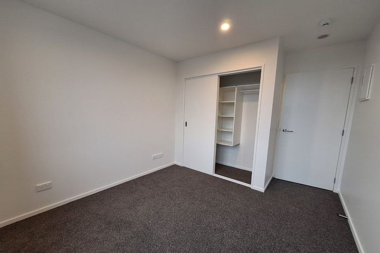 Photo of property in 150 Mcleod Road, Te Atatu South, Auckland, 0610