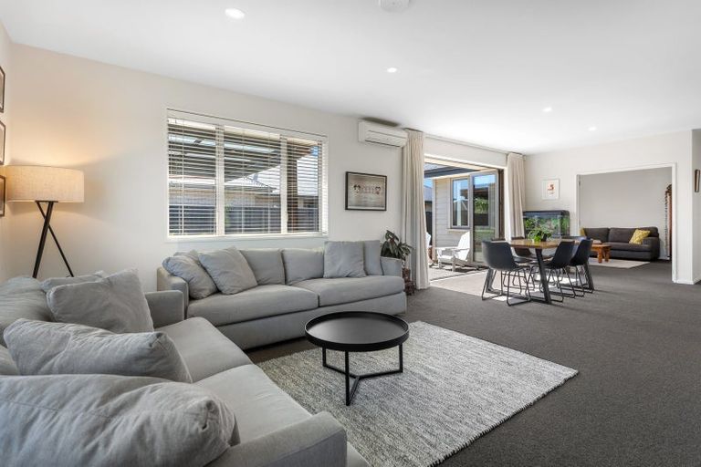 Photo of property in 15 Melville Crescent, Rolleston, 7614