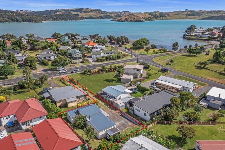 Photo of property in 39a Wallis Street, Raglan, 3225