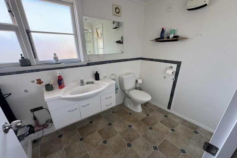 Photo of property in 6 Spencer Street, Alexandra, 9320