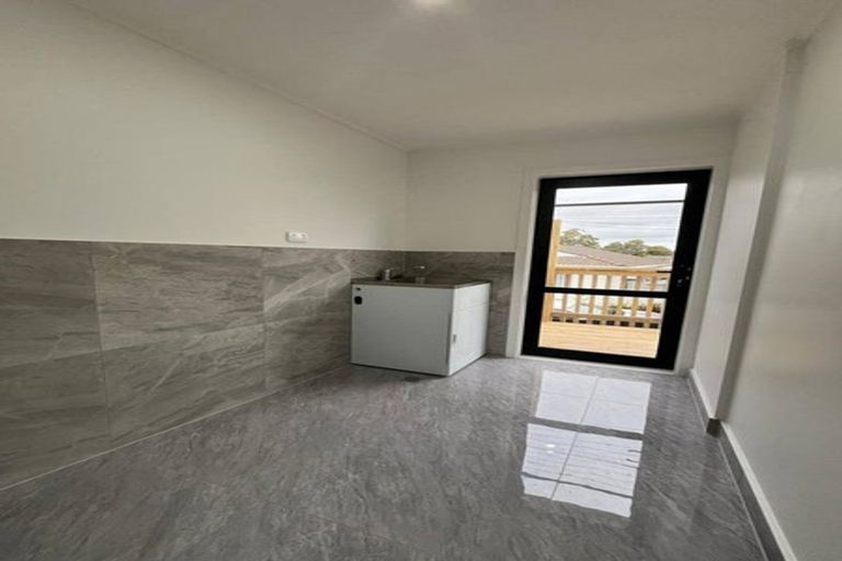 Photo of property in 2/3 Coombe Avenue, Otara, Auckland, 2023