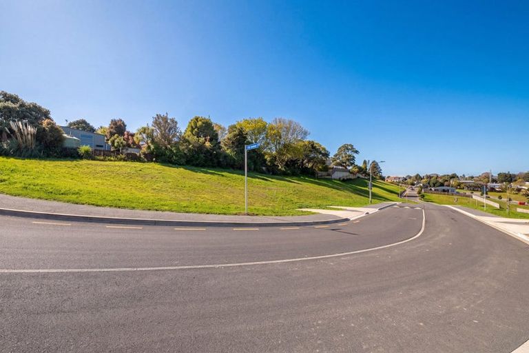 Photo of property in 3 Pamu Wera Drive, Stanmore Bay, 0932