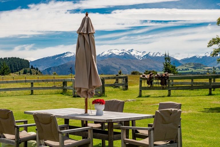 Photo of property in 182 Stevenson Road, Wanaka, 9382