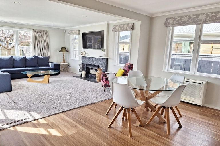 Photo of property in 28 John Street, Trentham, Upper Hutt, 5018