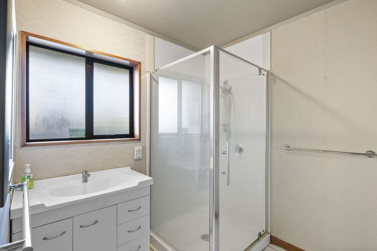 Photo of property in 203b Memorial Avenue, Burnside, Christchurch, 8053