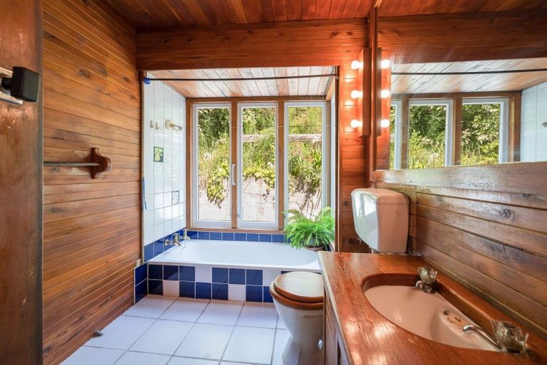 Photo of property in 6 Korepo Road, Ruby Bay, Upper Moutere, 7173