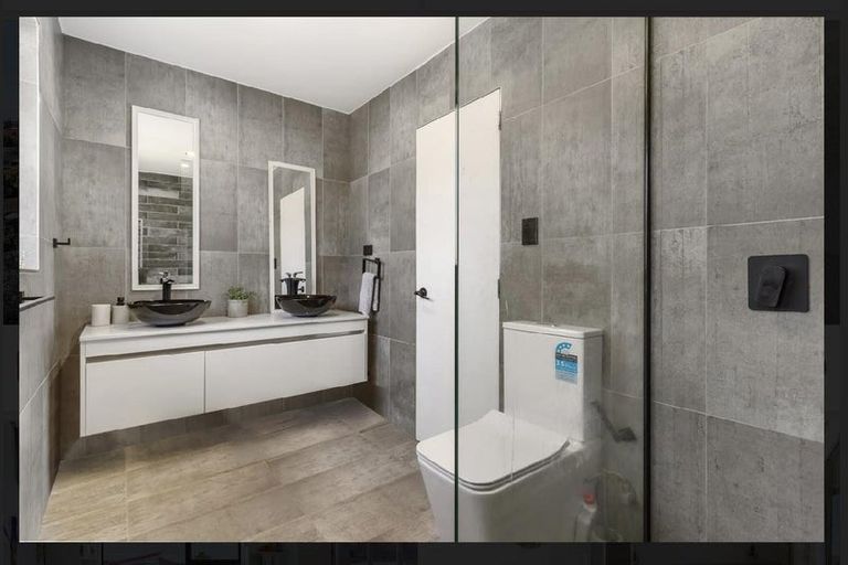 Photo of property in 14 Rena Place, West Harbour, Auckland, 0618