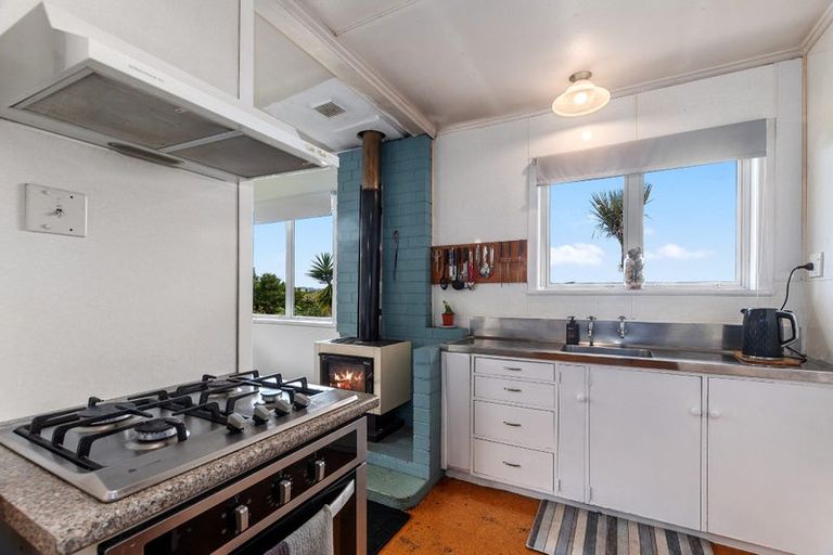 Photo of property in 206 Old School Road, Maungakaramea, Whangarei, 0178