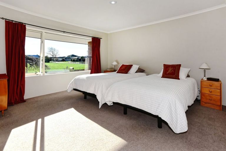 Photo of property in 14 Edwin Trent Drive, Prebbleton, 7604