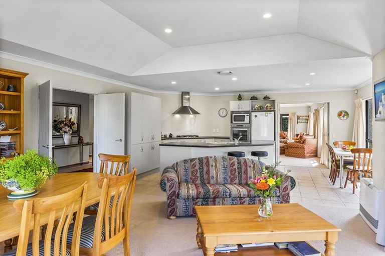 Photo of property in 29 Consort Close, Paraparaumu Beach, Paraparaumu, 5032