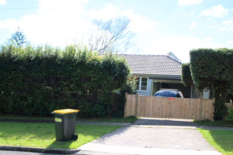 Photo of property in 9 Abercrombie Street, Howick, Auckland, 2014