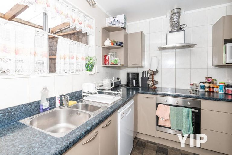 Photo of property in 1/71 Larsen Crescent, Tawa, Wellington, 5028