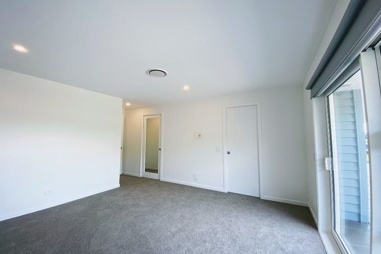 Photo of property in 43 Ken Douglas Drive, Aotea, Porirua, 5024