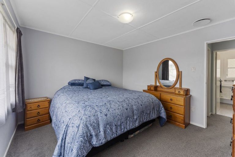 Photo of property in 57 Desert Gold Street, Ascot Park, Porirua, 5024