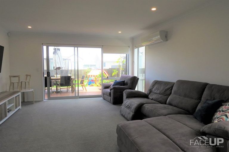 Photo of property in 1 Plover Road, Hobsonville, Auckland, 0616