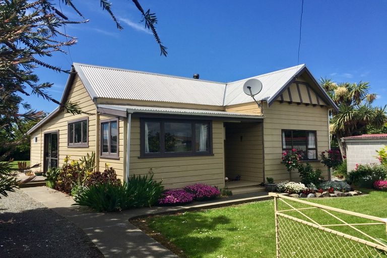 Photo of property in 9 Bristol Street, Pareora, 7912