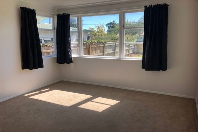 Photo of property in 12 Warrimoo Street, Paraparaumu, 5032