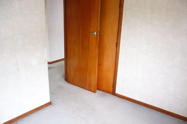 Photo of property in 123 Sunnyside Road, Sunnyvale, Auckland, 0612