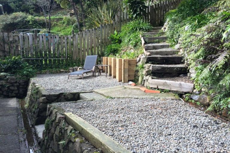 Photo of property in 8 Pimble Avenue, Karori, Wellington, 6012