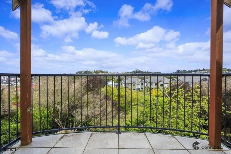 Photo of property in 95 Fields Parade, Oteha, Auckland, 0632