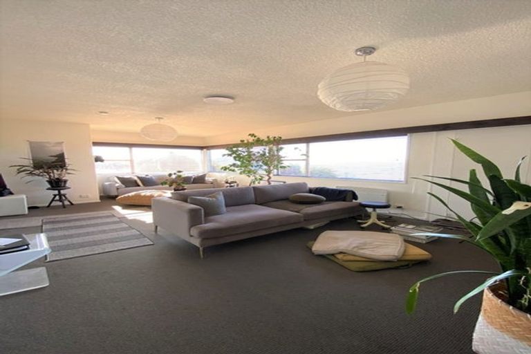 Photo of property in 6 Stormont Place, Kingston, Wellington, 6021