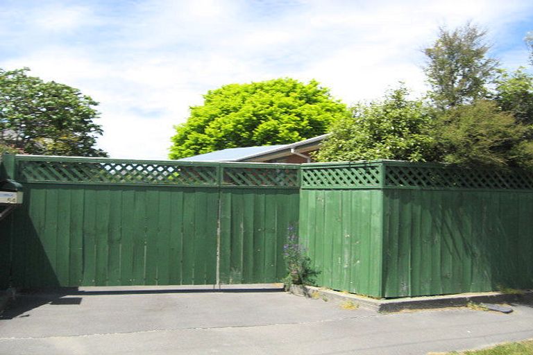 Photo of property in 54 Waitikiri Drive, Parklands, Christchurch, 8083