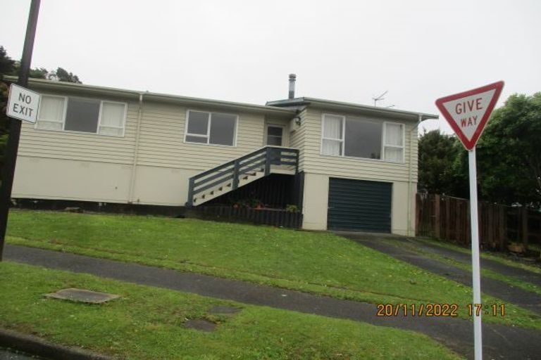 Photo of property in 1 Protea Street, Maungaraki, Lower Hutt, 5010