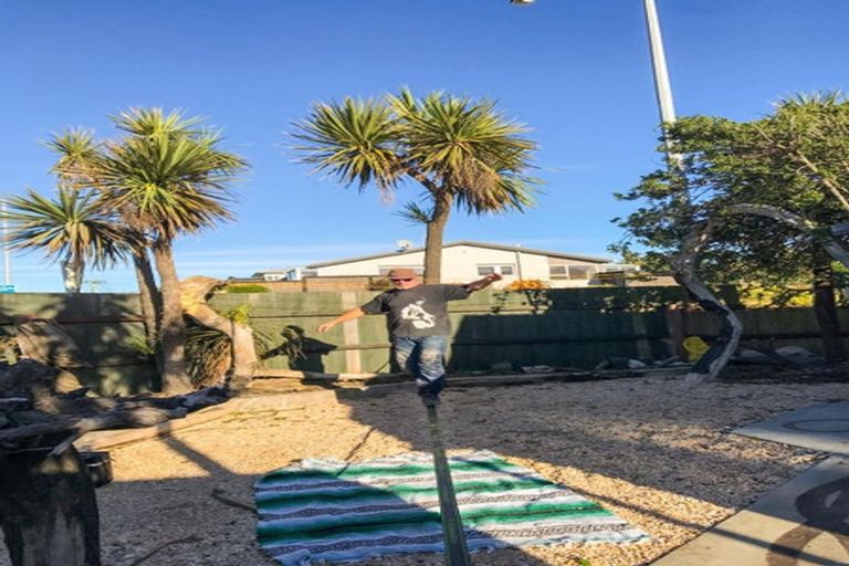 Photo of property in 369 Marine Parade, New Brighton, Christchurch, 8061