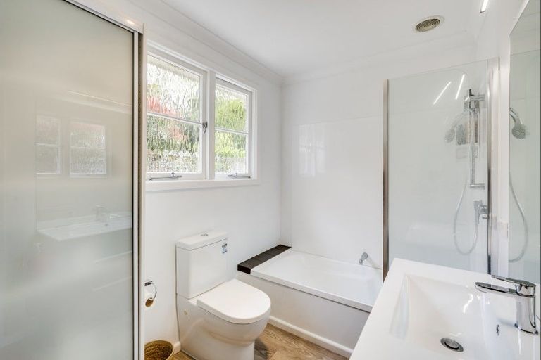 Photo of property in 18a Simla Avenue, Havelock North, 4130