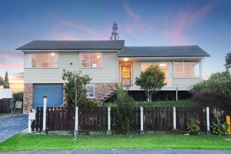Photo of property in 62 Juniper Road, Sunnynook, Auckland, 0620