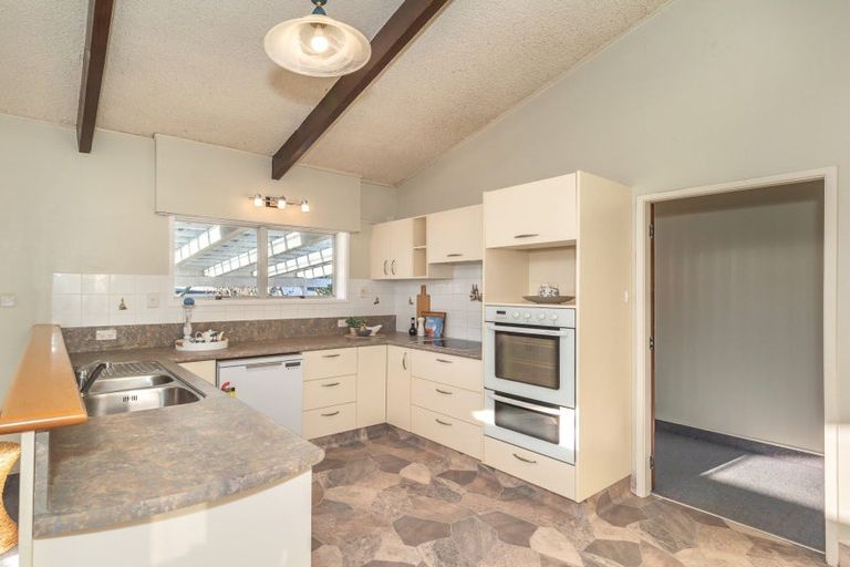 Photo of property in 53 Kennedy Drive, Levin, 5510