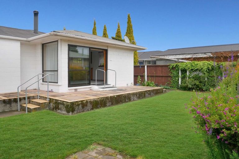 Photo of property in 1 Dunluce Place, Hornby, Christchurch, 8042