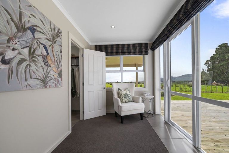 Photo of property in 3-5 Thompson Street, Shannon, 4821