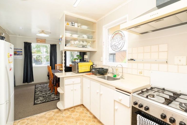 Photo of property in 39 Rhonda Avenue, Deanwell, Hamilton, 3206